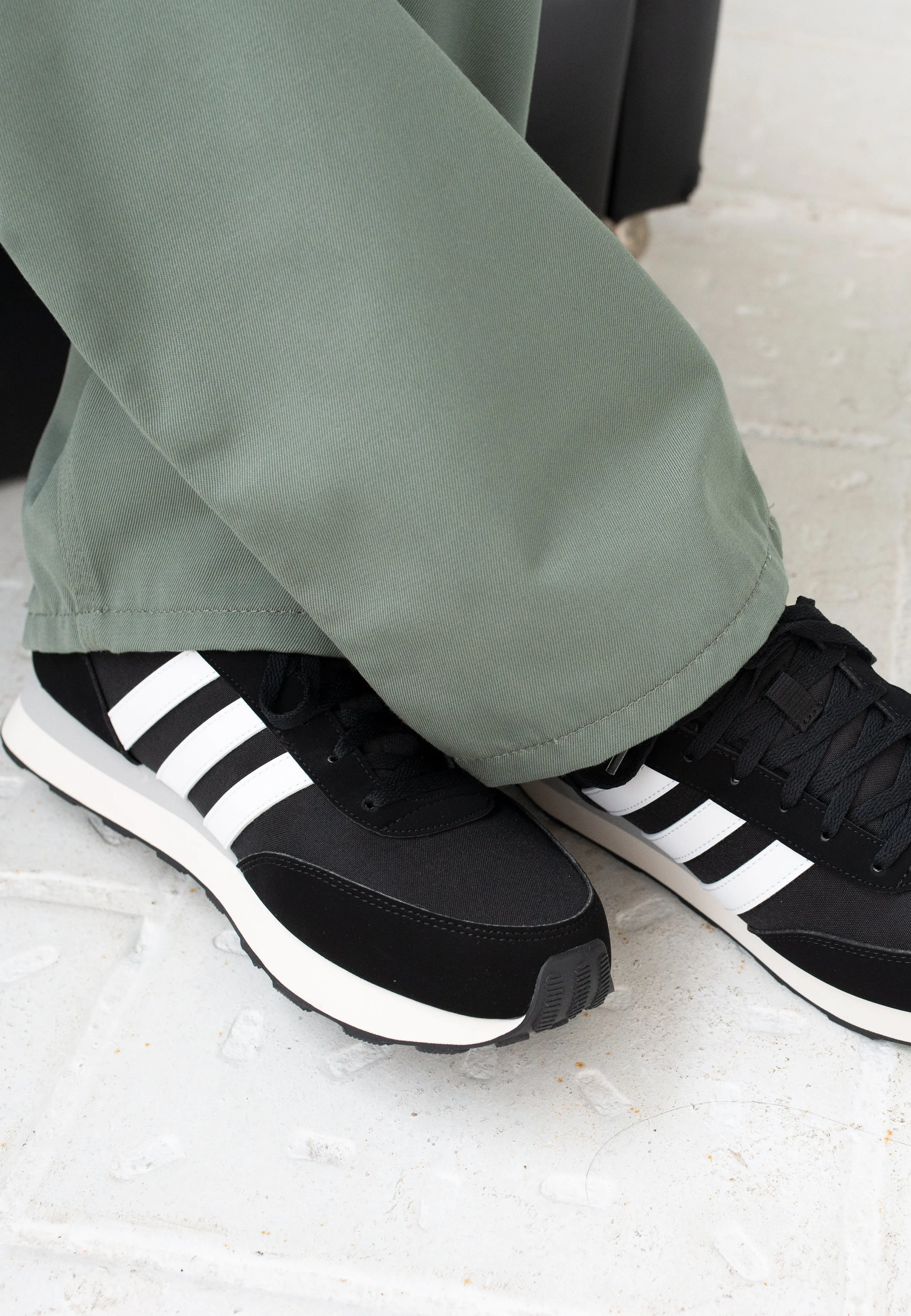 Adidas - Run 60S 3.0 Core Black/FTW White/Core White - Shoes