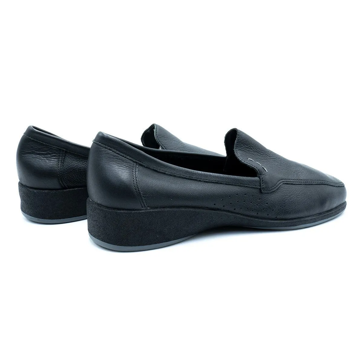 Azaleia Casual Loafers Leather Black Colour For Women