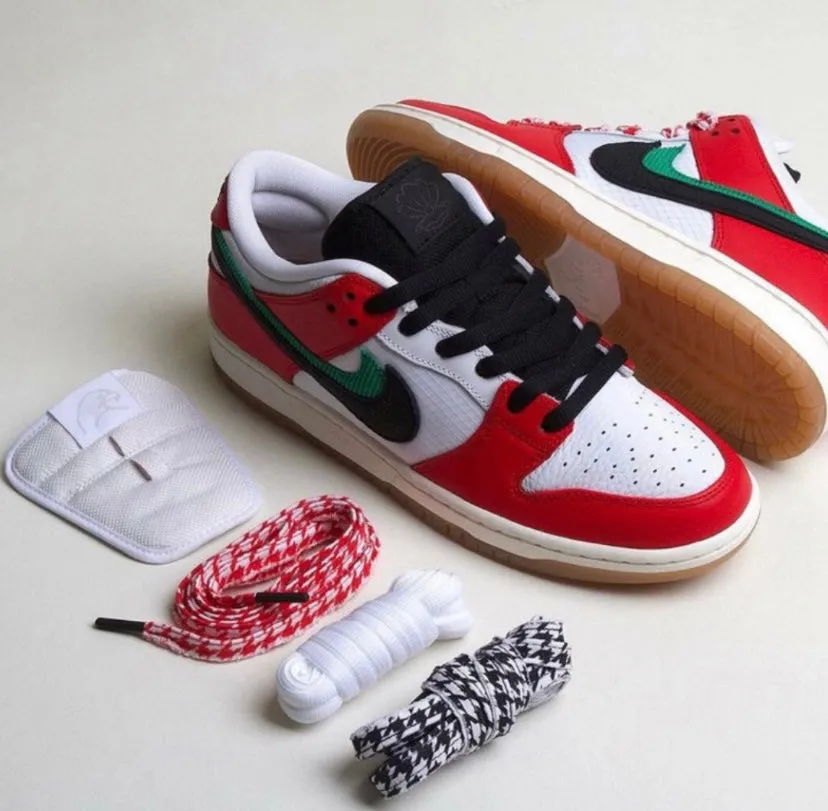 CE - Dubai co-branded Frame Skate Habibi