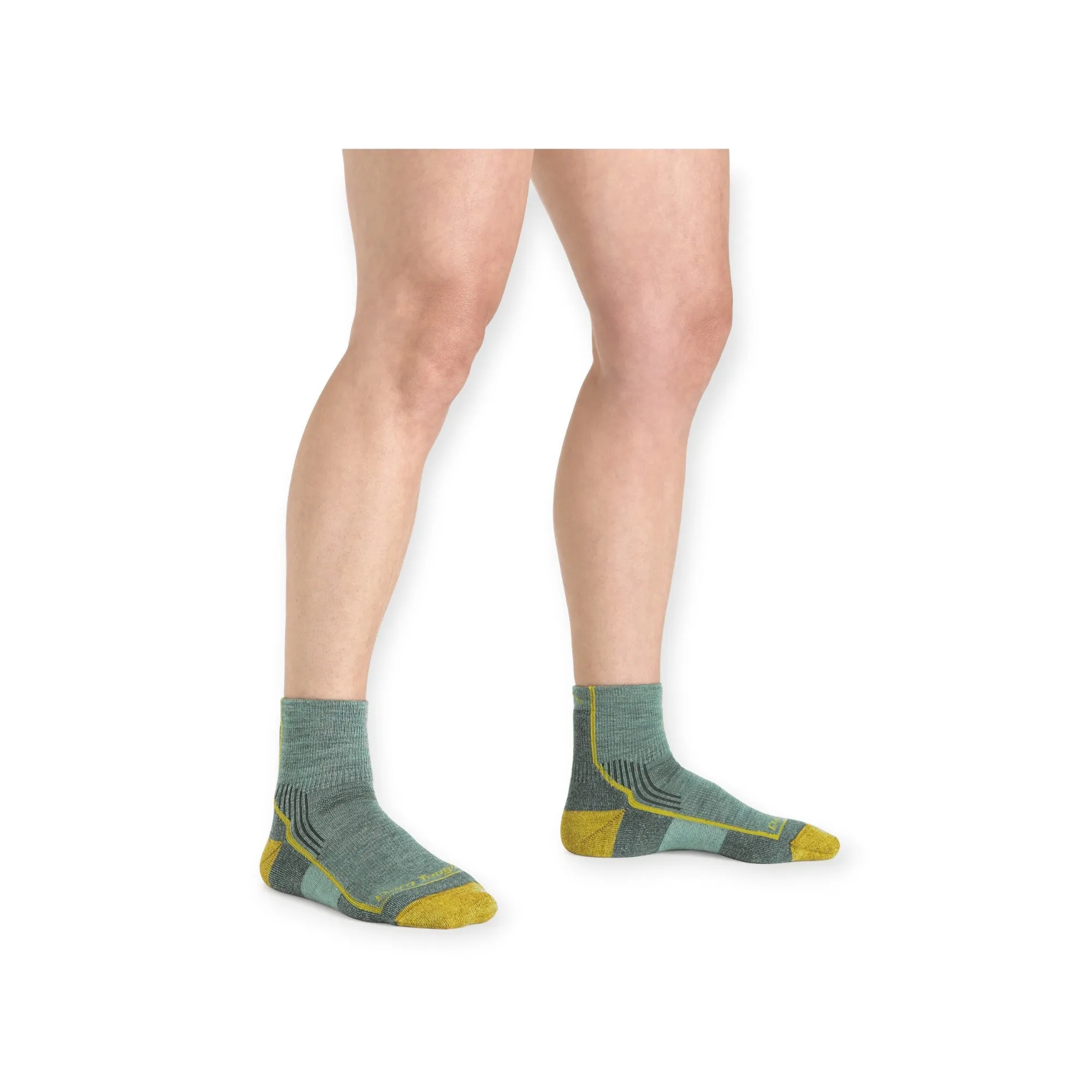Darn Tough Women's Hiker Quarter Midweight With Cushion Hiking Socks