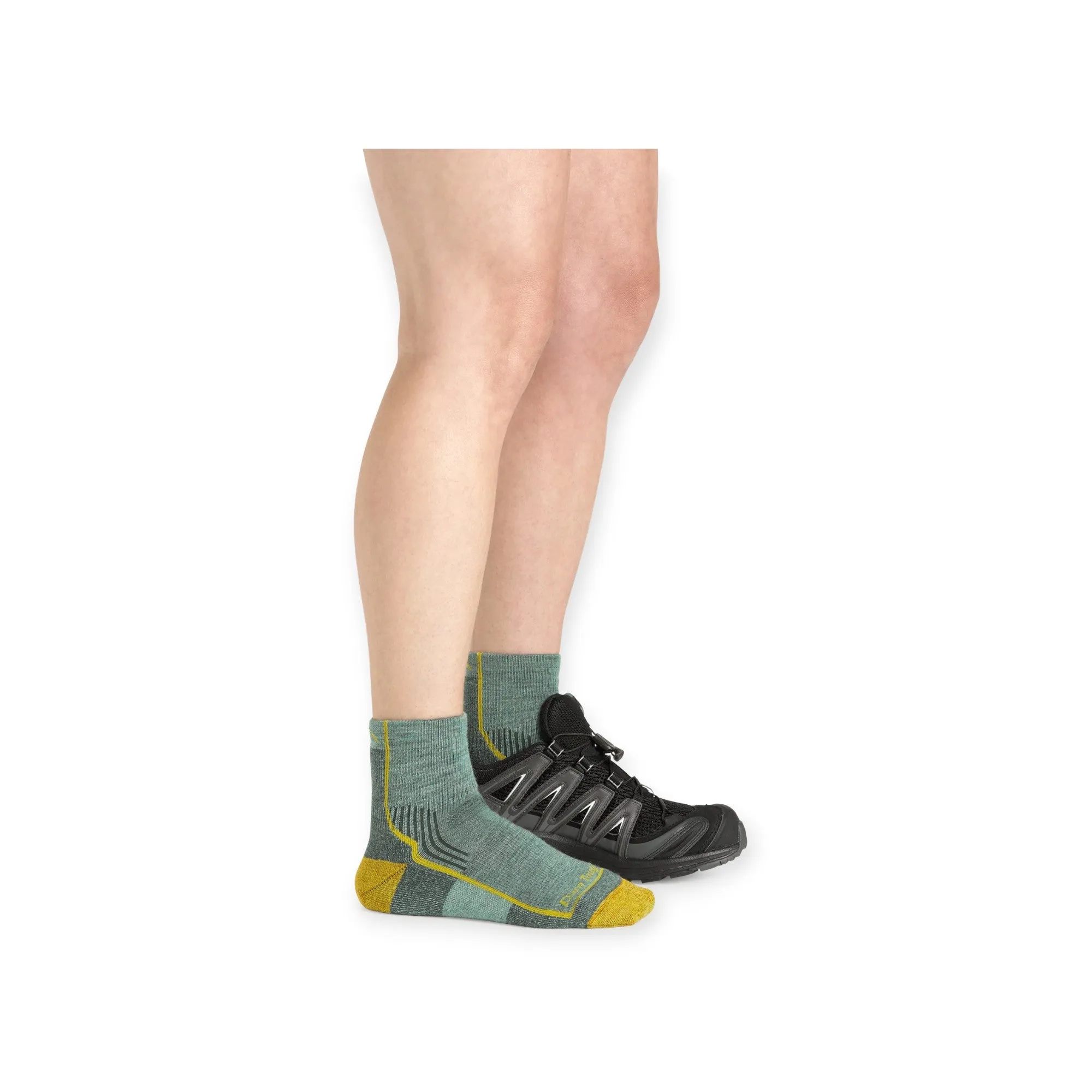 Darn Tough Women's Hiker Quarter Midweight With Cushion Hiking Socks