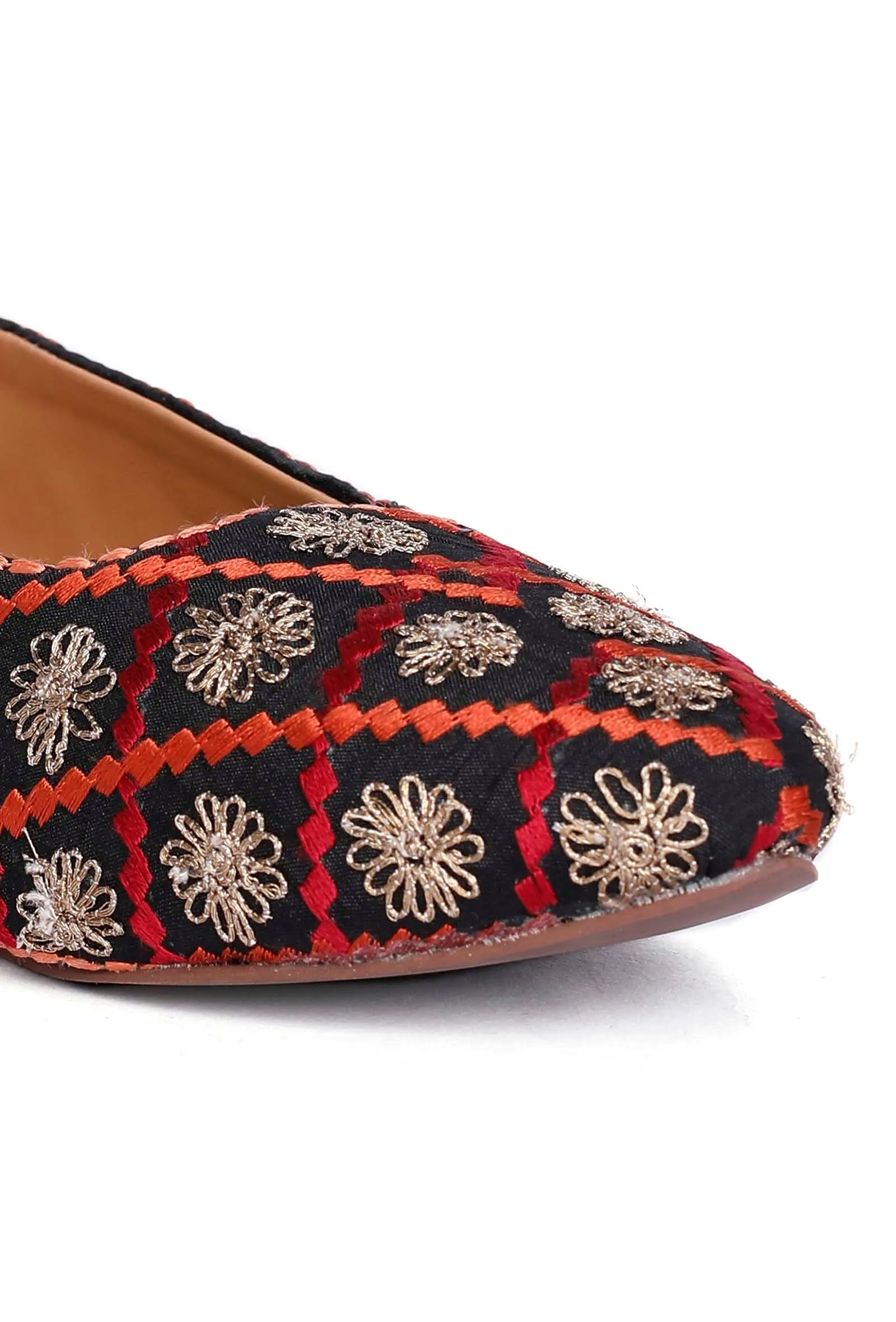 Falak Black Fulkari Jutti