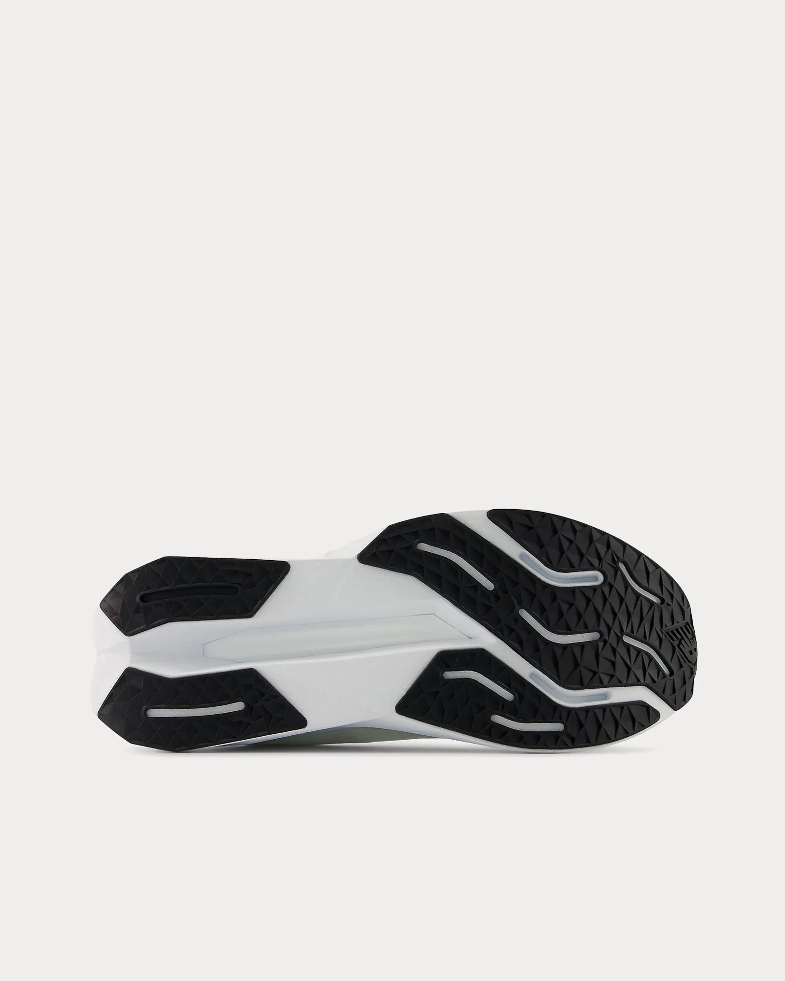 FuelCell Propel v5 White / Black Running Shoes