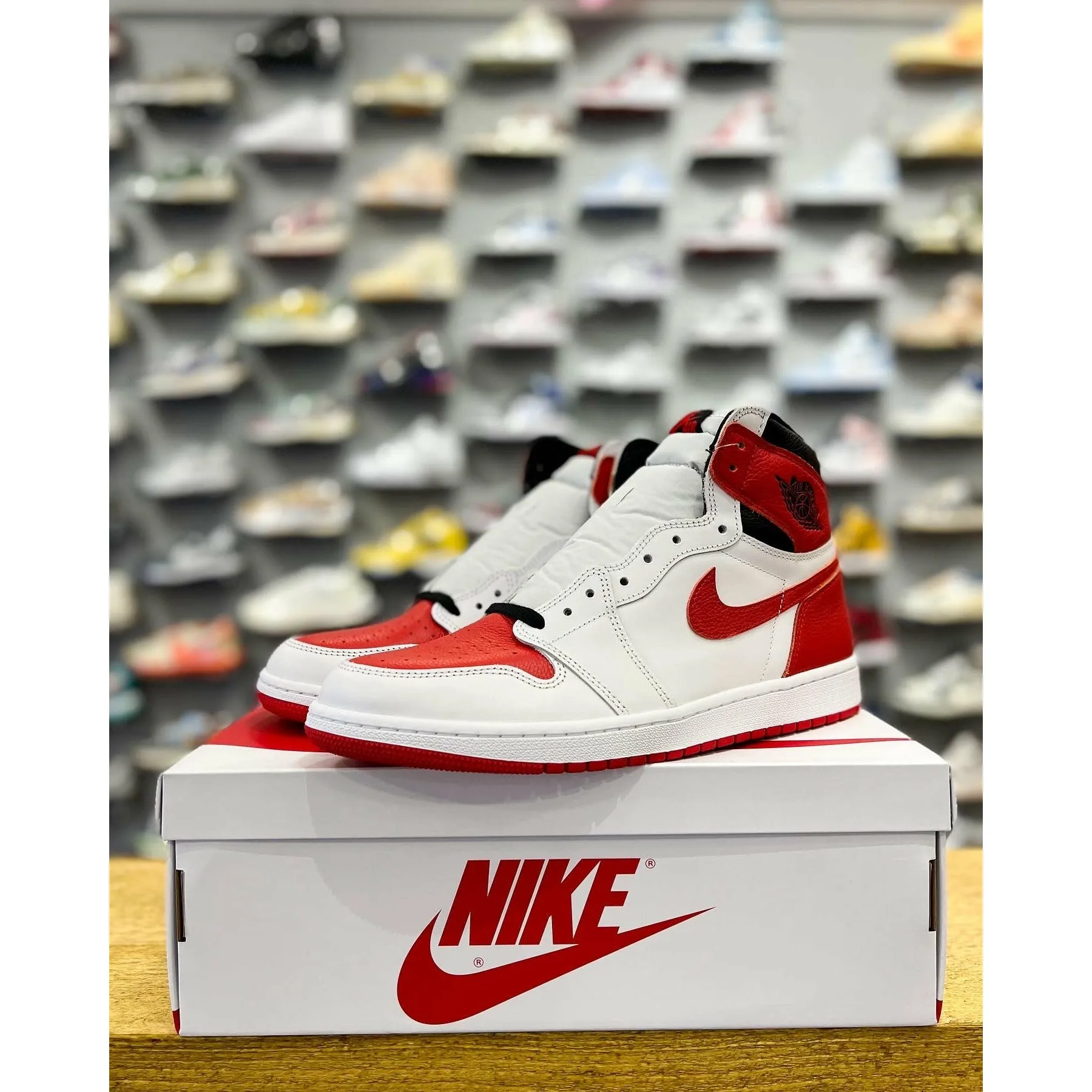 Jordan 1 Retro High OG Heritage