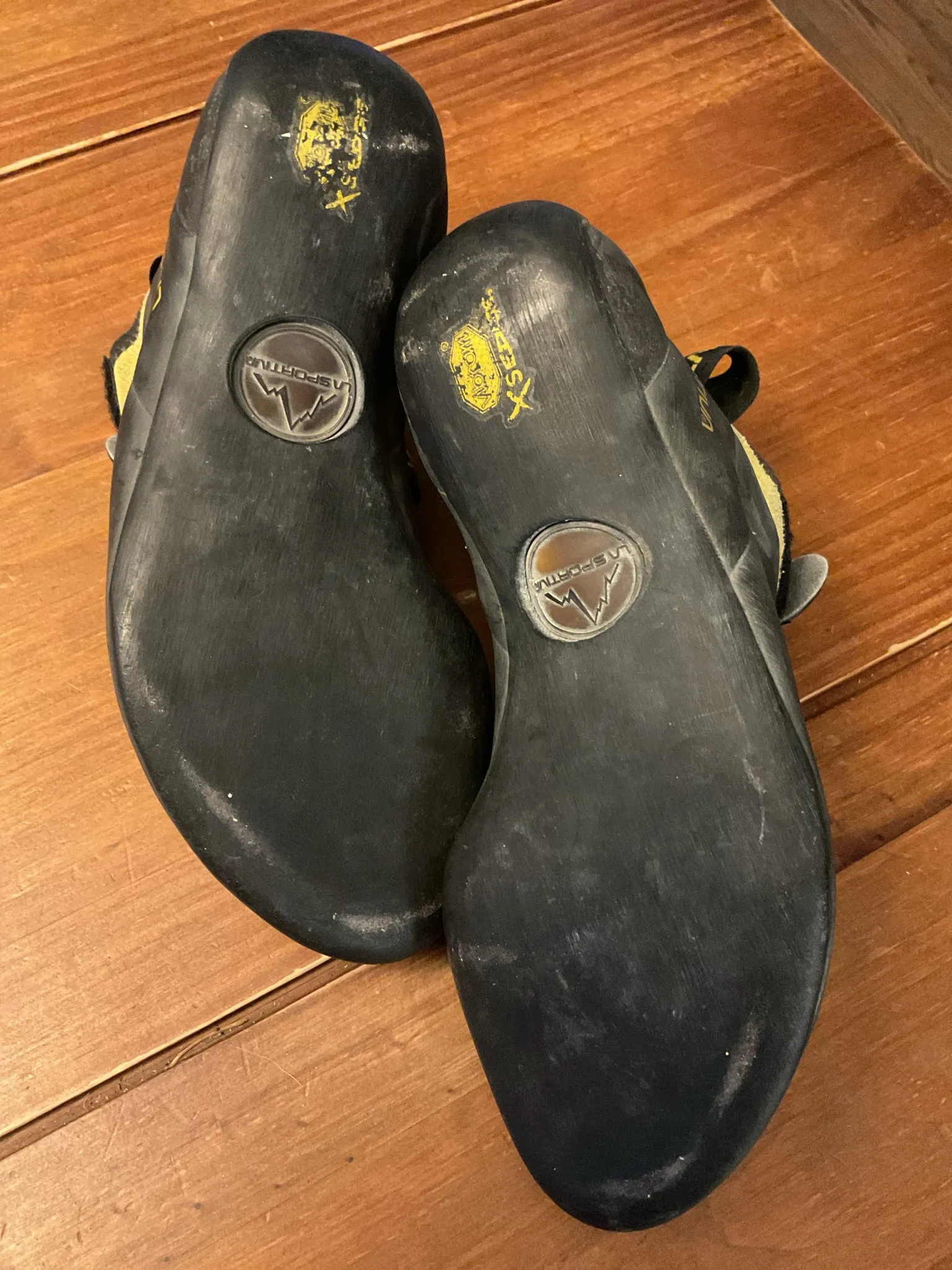 La Sportiva Muira Climbing Shoes Men's 6.5 / Women's 7.5
