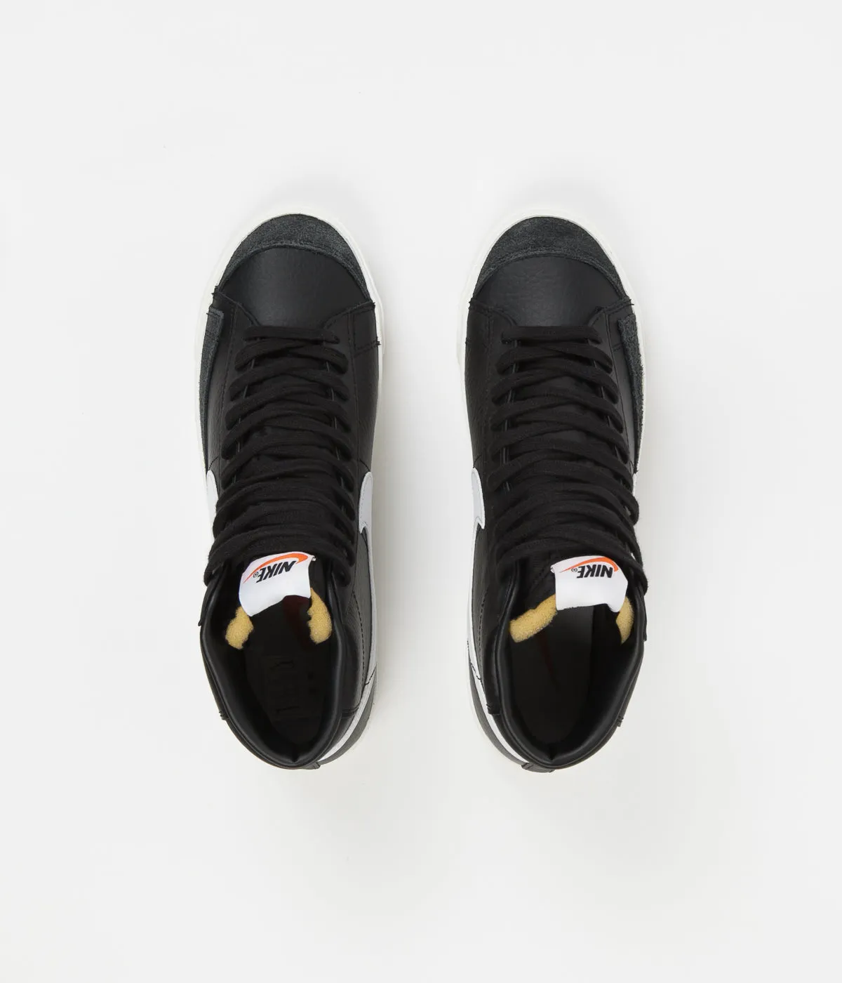 Nike Blazer Mid '77 Vintage Shoes - Black / White - Sail