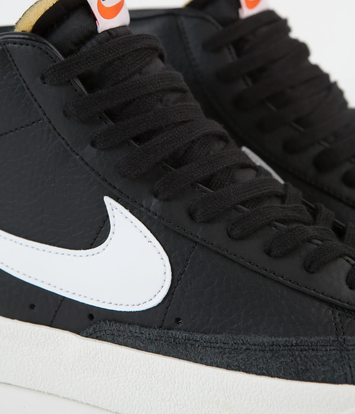 Nike Blazer Mid '77 Vintage Shoes - Black / White - Sail