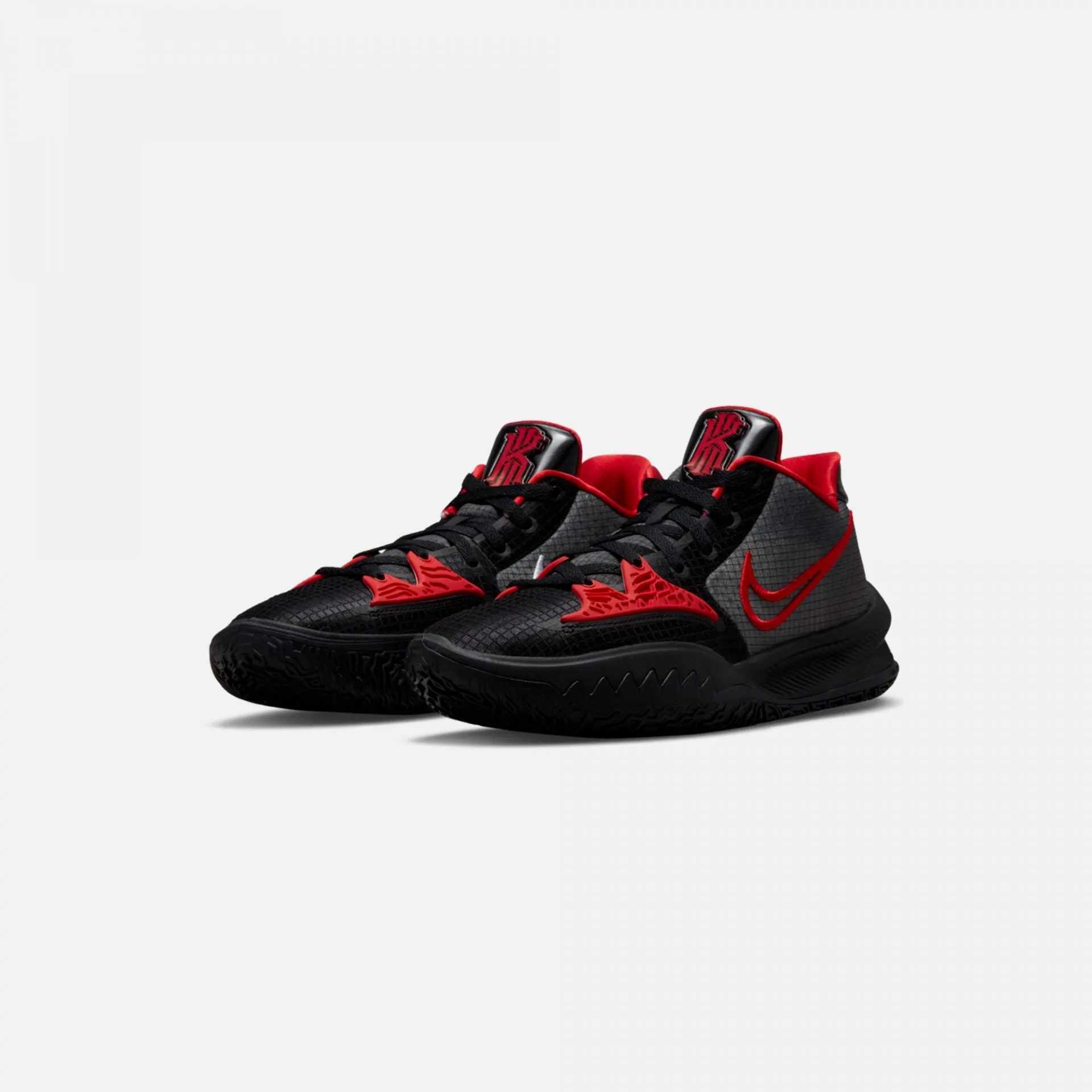 Nike | KYRIE LOW 4 EP BLACK/UNIVERSITY RED