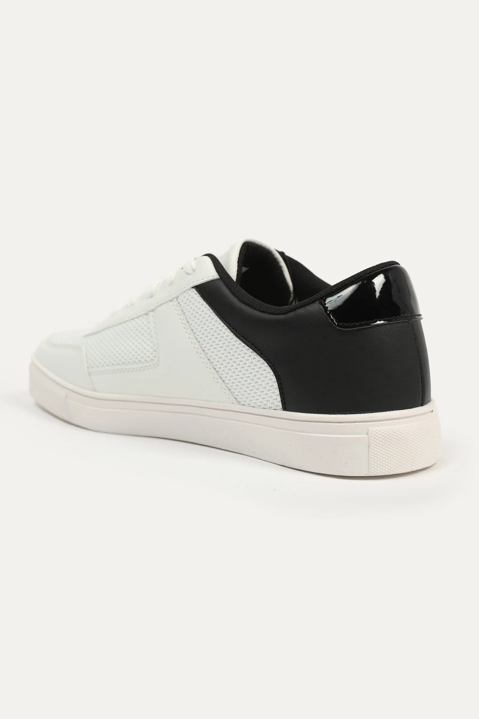 Outfitters Shoes