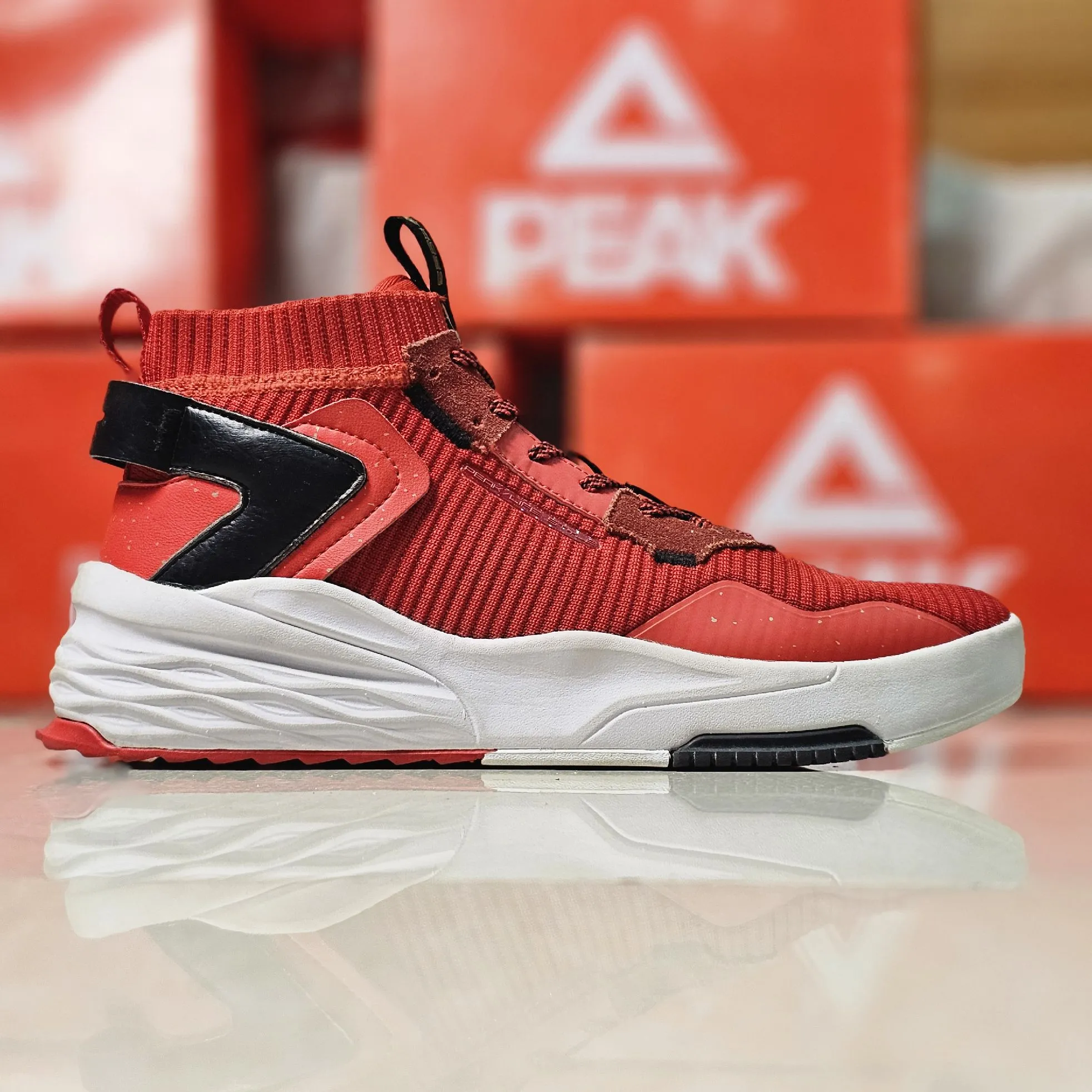 Peak® High Collar Sneaker Red