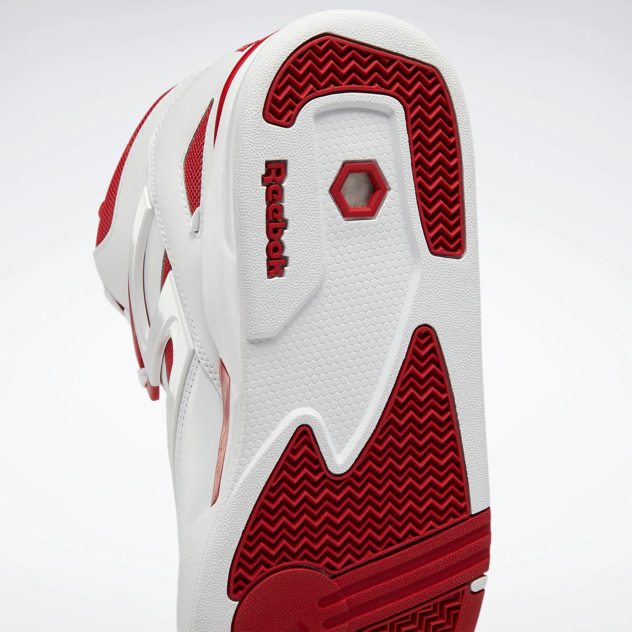 Pump Omni Zone Ii Shoes White/Flash Red/Black
