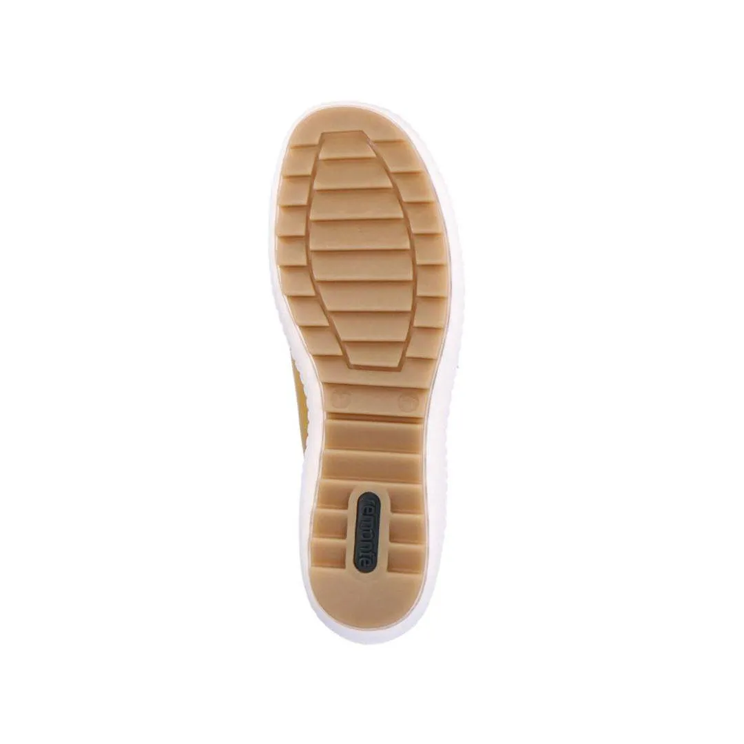 R1432 Lace-Up Sneaker