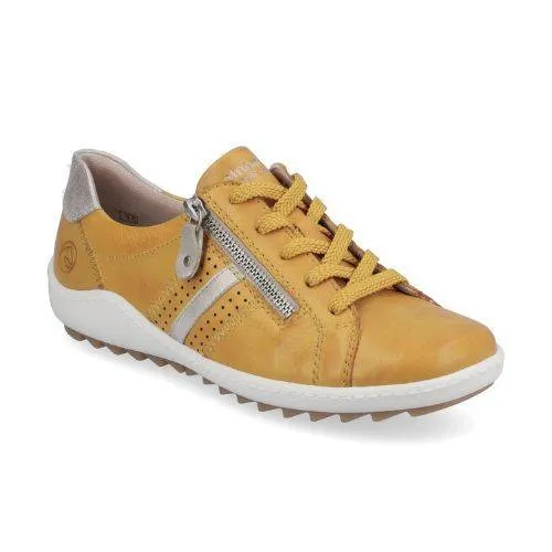 R1432 Lace-Up Sneaker