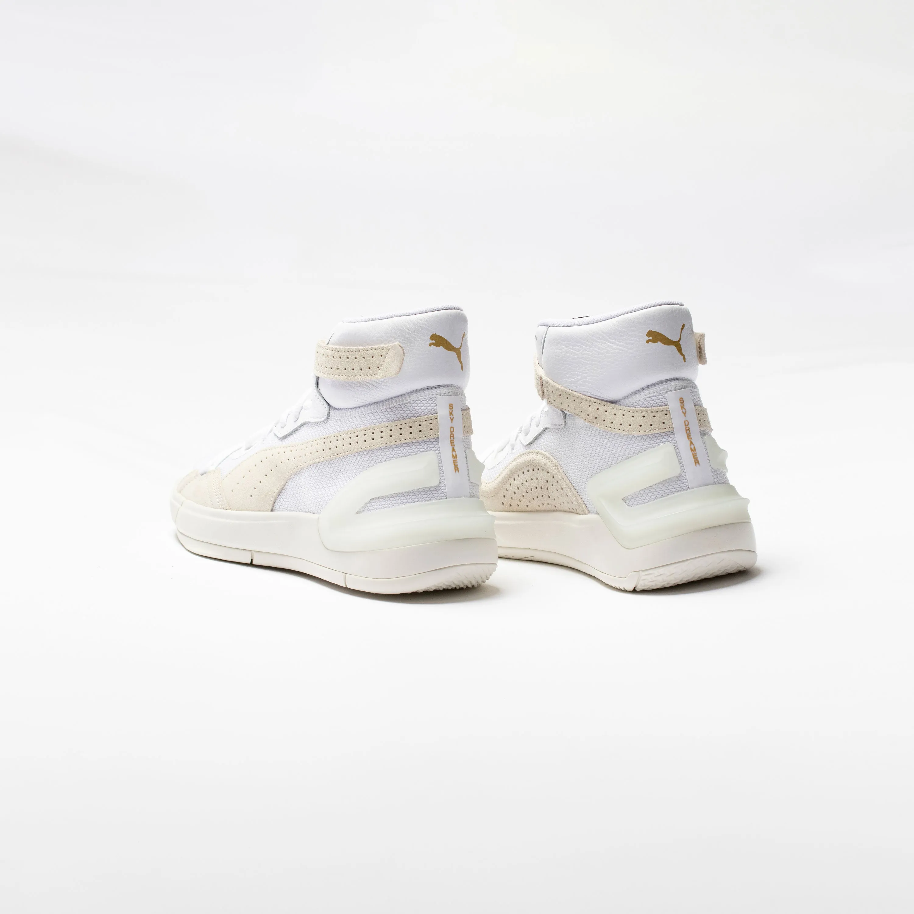 Sky Dreamer Mens Basketball Shoe - White/Bone
