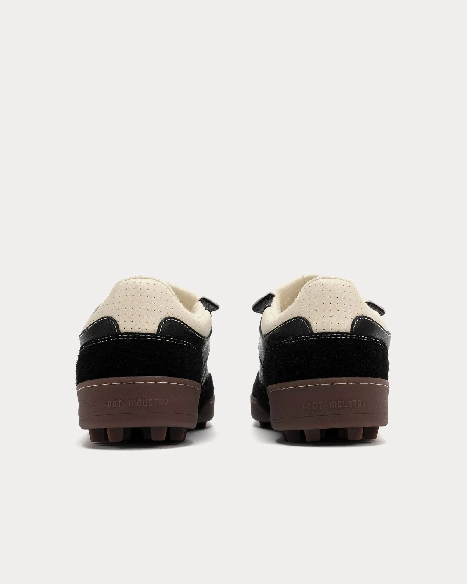 Soccer Anthracite / Antique White Low Top Sneakers