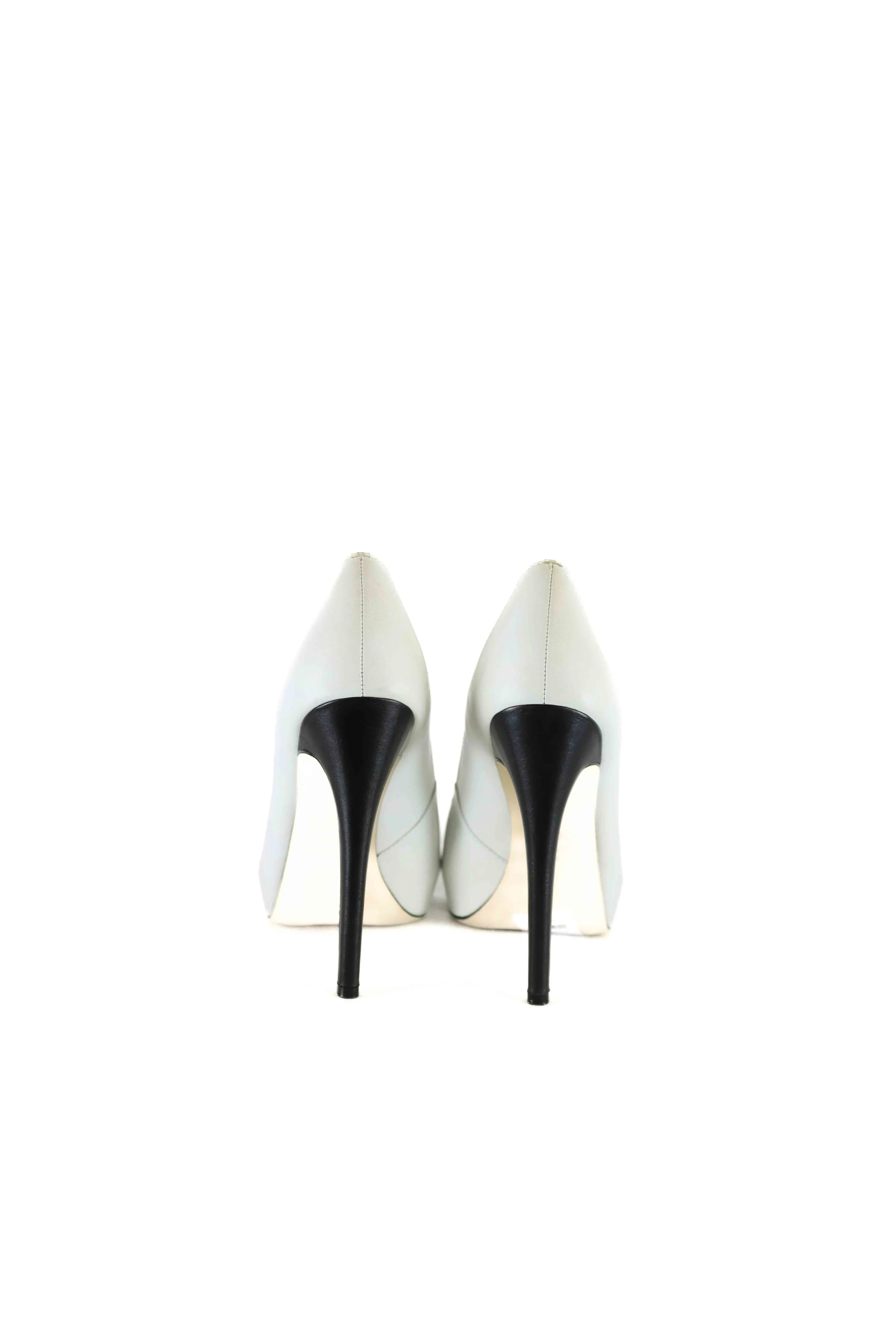 Wittner White Stilettos 38