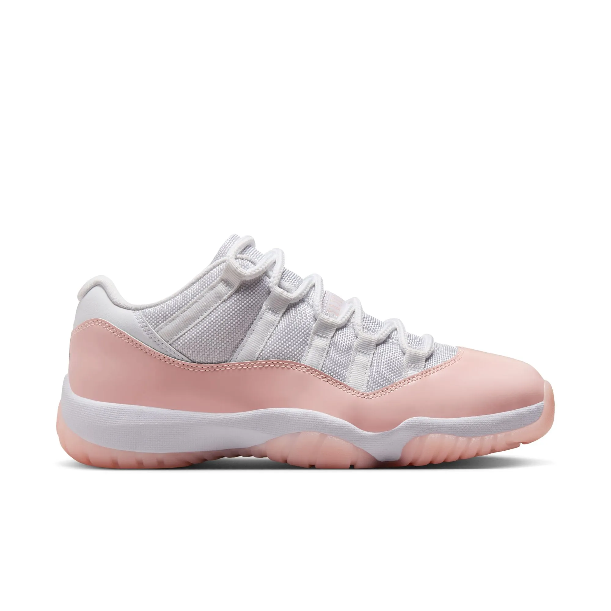 WMNS Nike Air Jordan 11 Retro Low