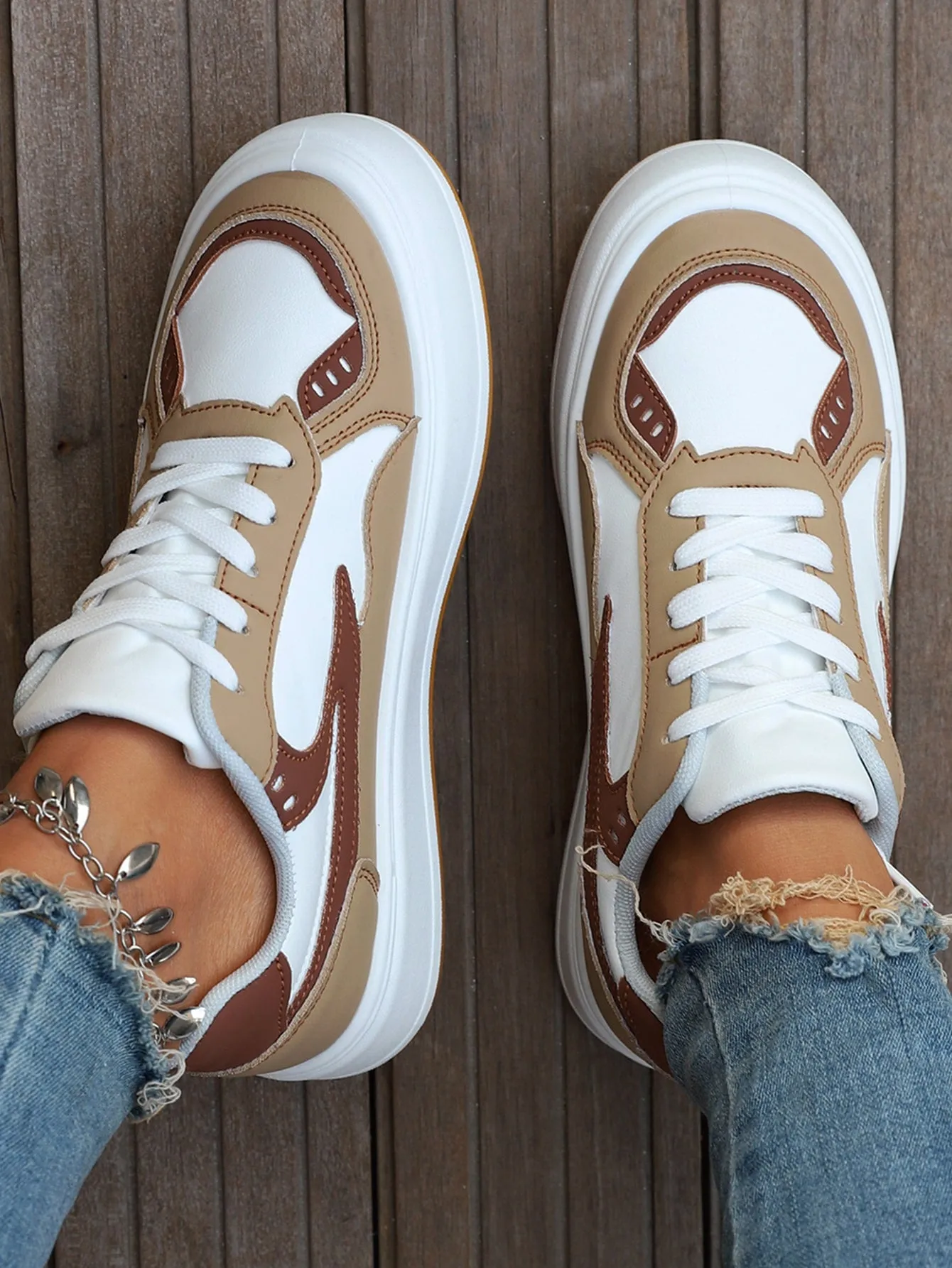 Women Colorblock Lace-up Front Casual Shoes, Sporty Outdoor Skate Shoes