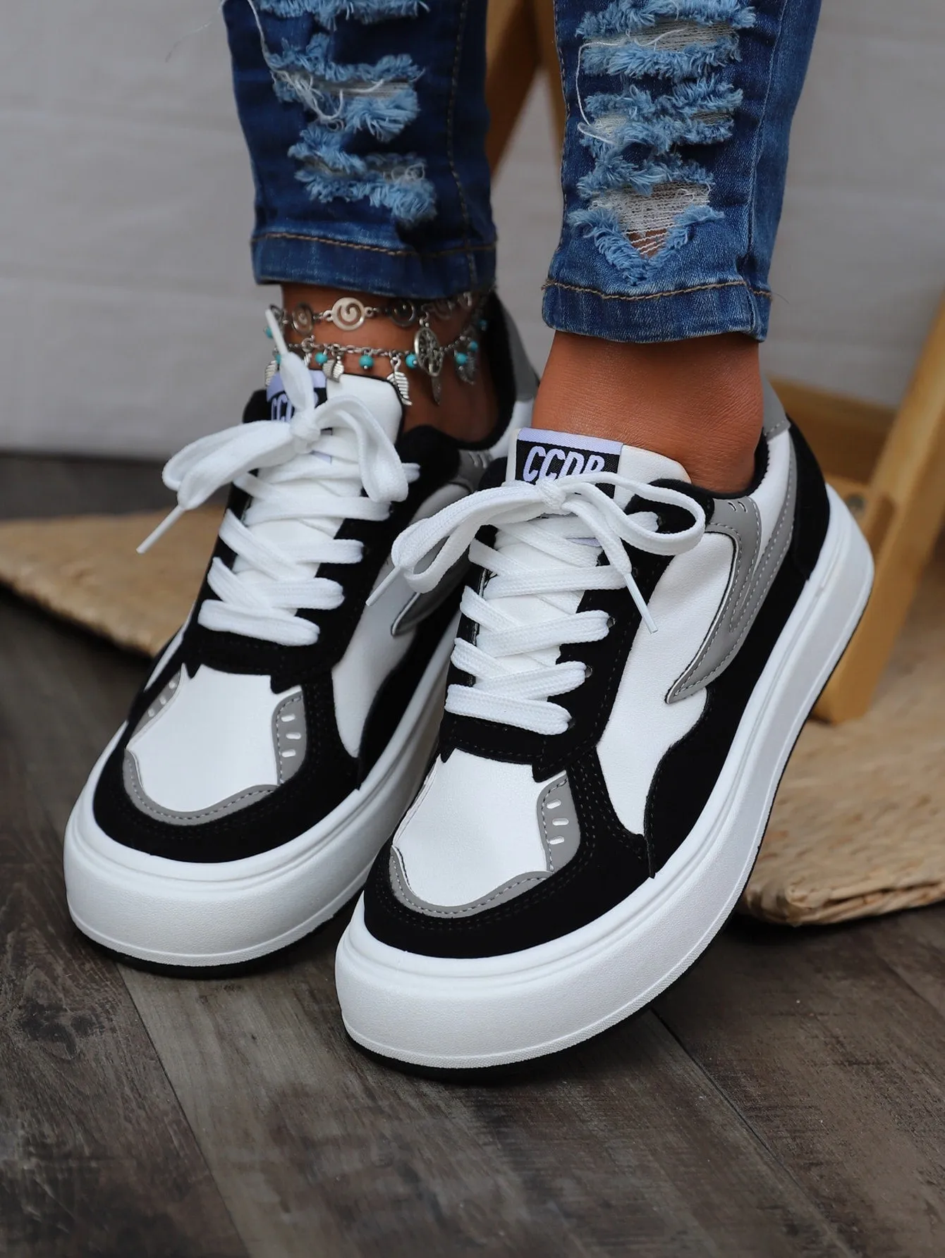 Women Colorblock Lace-up Front Casual Shoes, Sporty Outdoor Skate Shoes