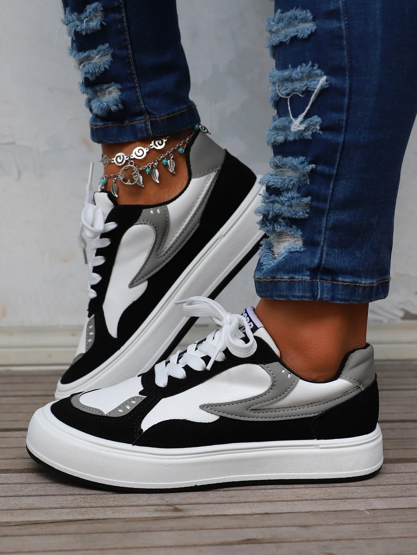 Women Colorblock Lace-up Front Casual Shoes, Sporty Outdoor Skate Shoes
