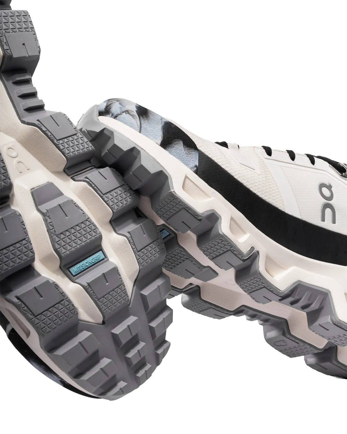 Women's Cloudwander Waterproof High Alpine Ivory/Black